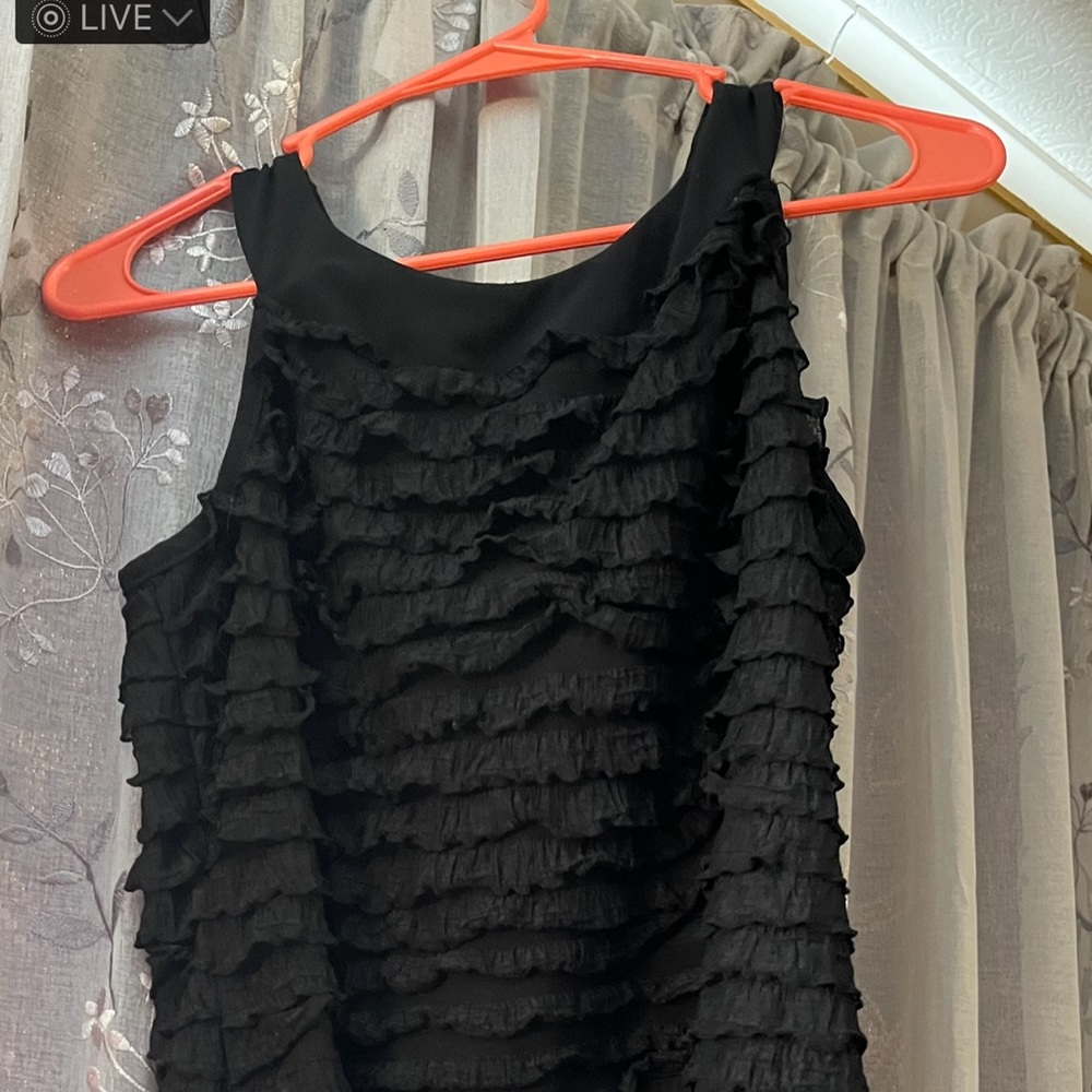 Notions sleeveless ruffle blouse